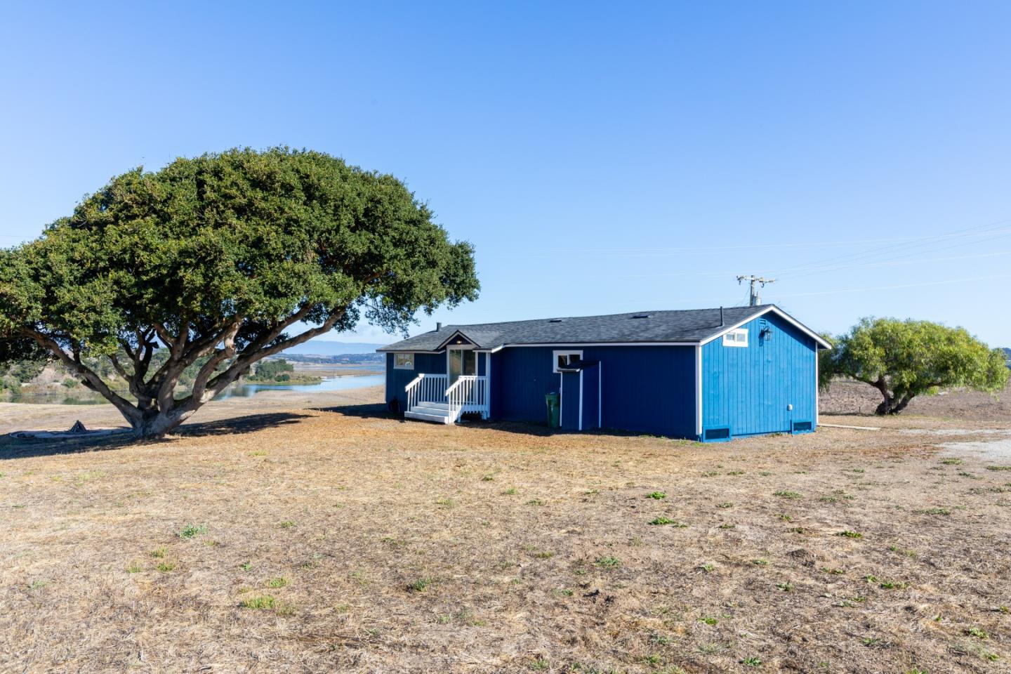 13265 Avila Road Castroville, CA 95012 - Photo 3 of 31
