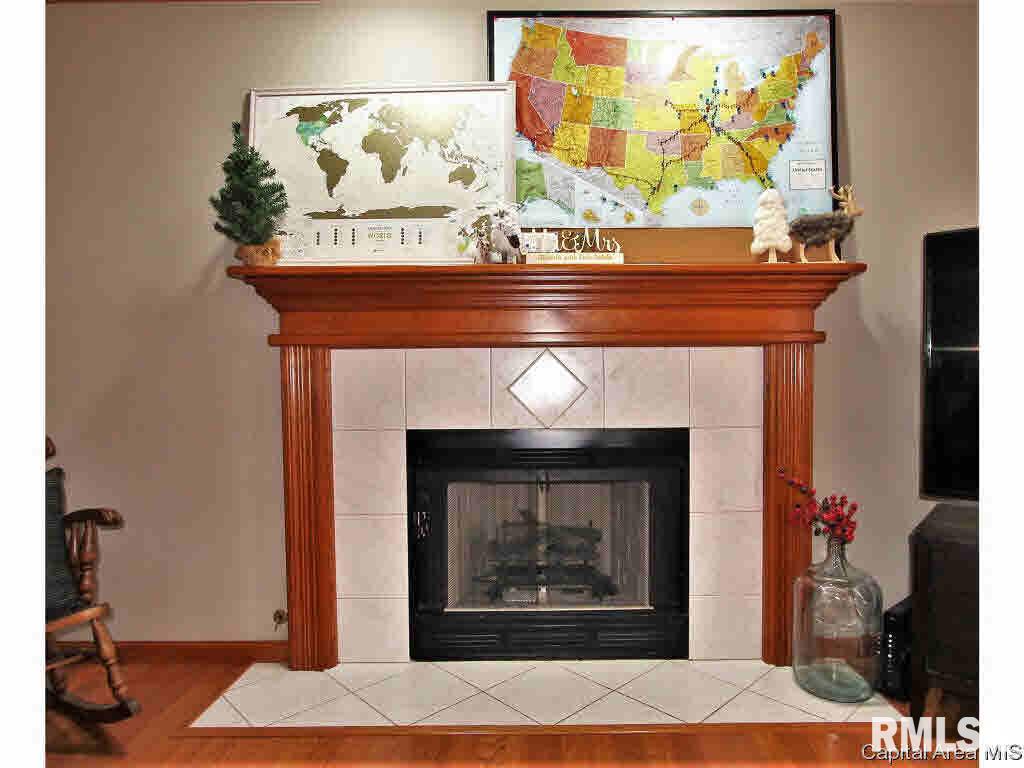 3183 Otter Lane Springfield, IL 62712 - Photo 5 of 26 Gallery Image 5