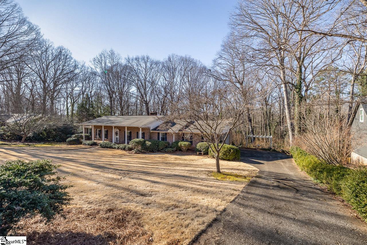 217 Covington Road Greenville, SC 29617 - Photo 3 of 35 Gallery Image 3