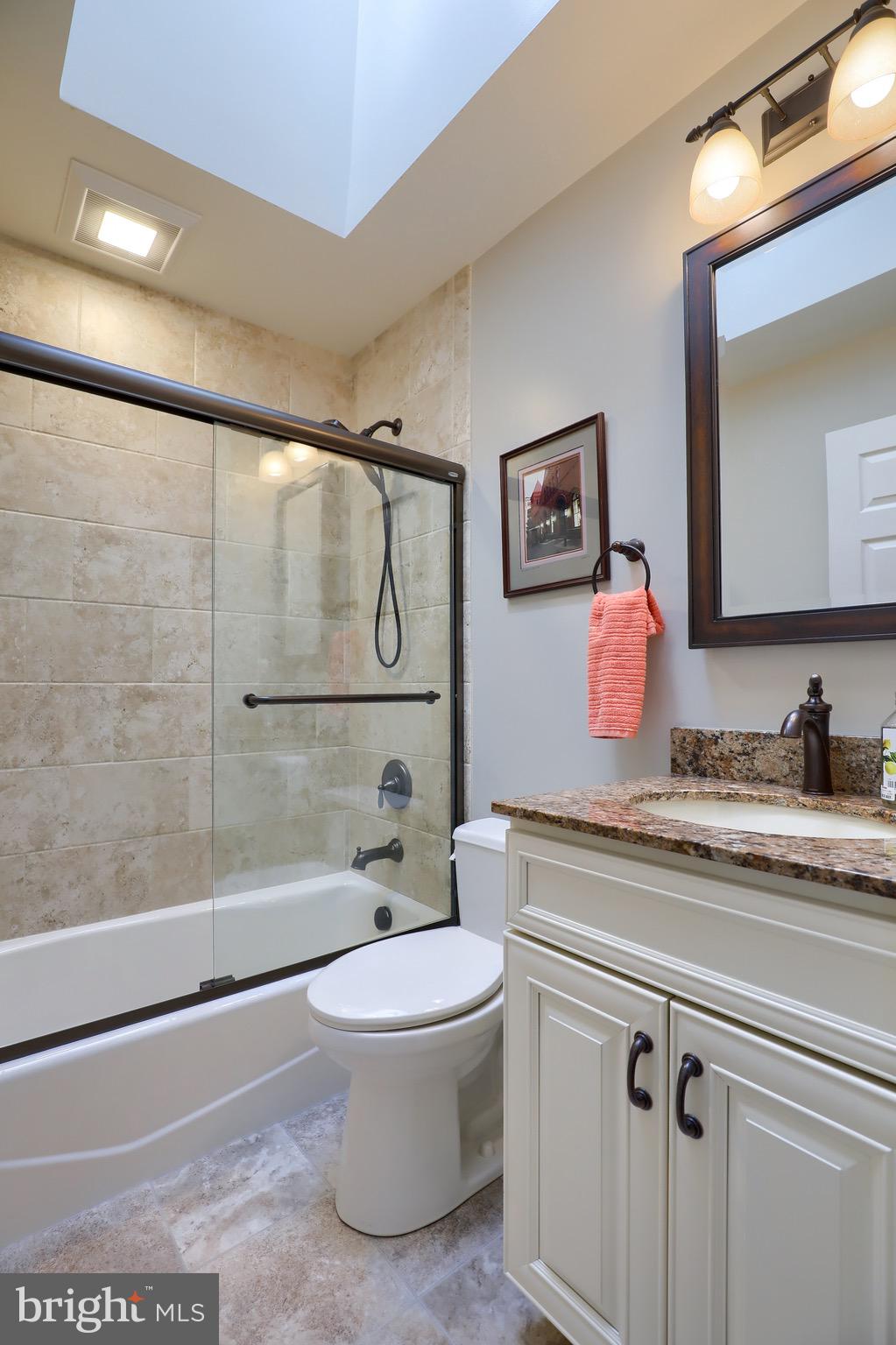 1113 Devonshire Road Lancaster, PA 17601 - Photo 13 of 34