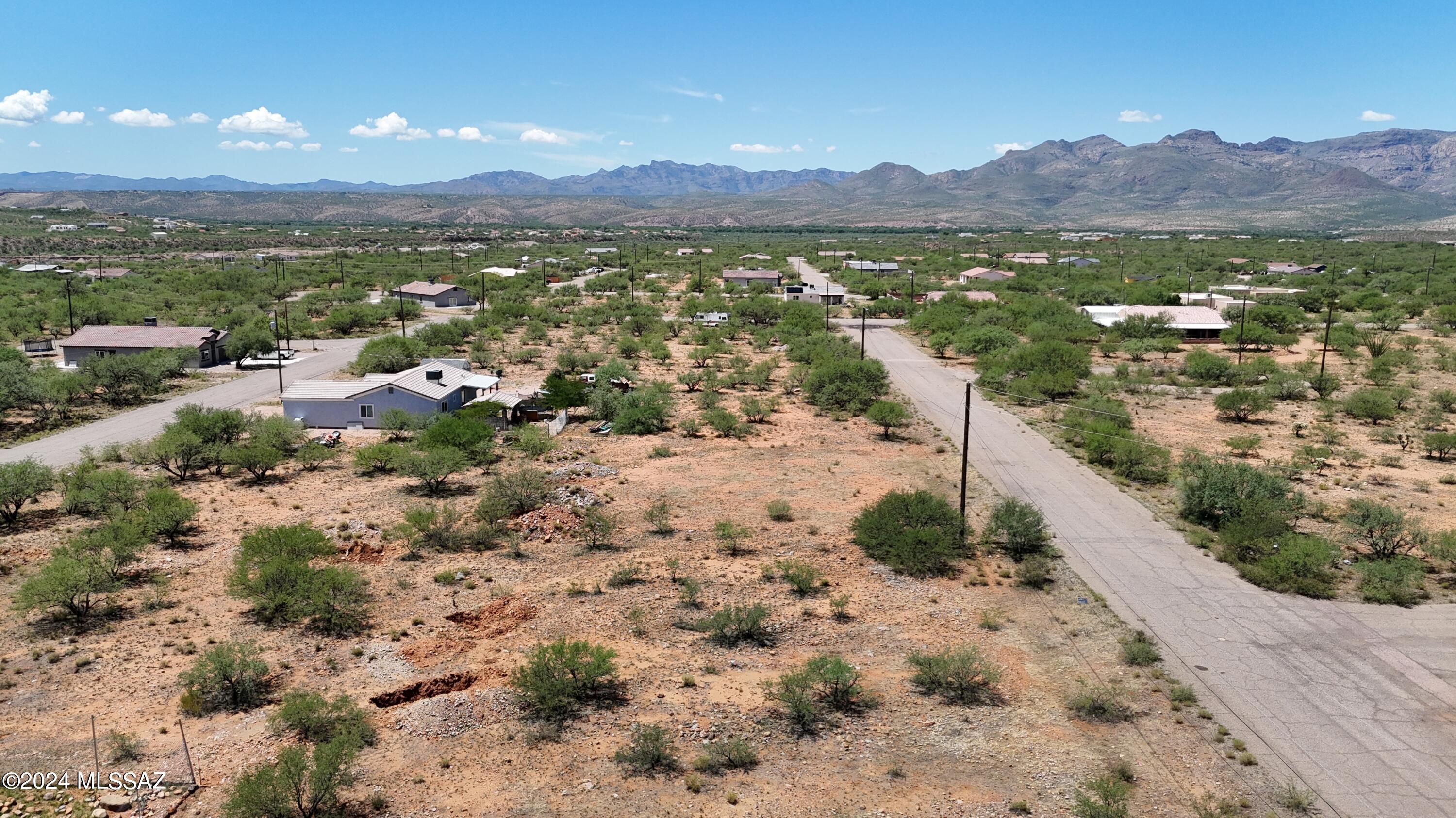 111 Via Estonia, Unit 6 Rio Rico, AZ 85648 - Photo 10 of 12
