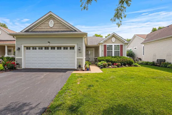 $339,000 | 12926 Oak Grove Drive, Huntley, IL 60142