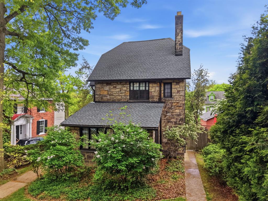 5406 Kipling Road Pittsburgh, PA 15217 - Photo 2 of 50 Gallery Image 2