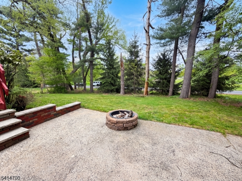 78 Parkside Road Plainfield, NJ 07060 - Photo 11 of 18