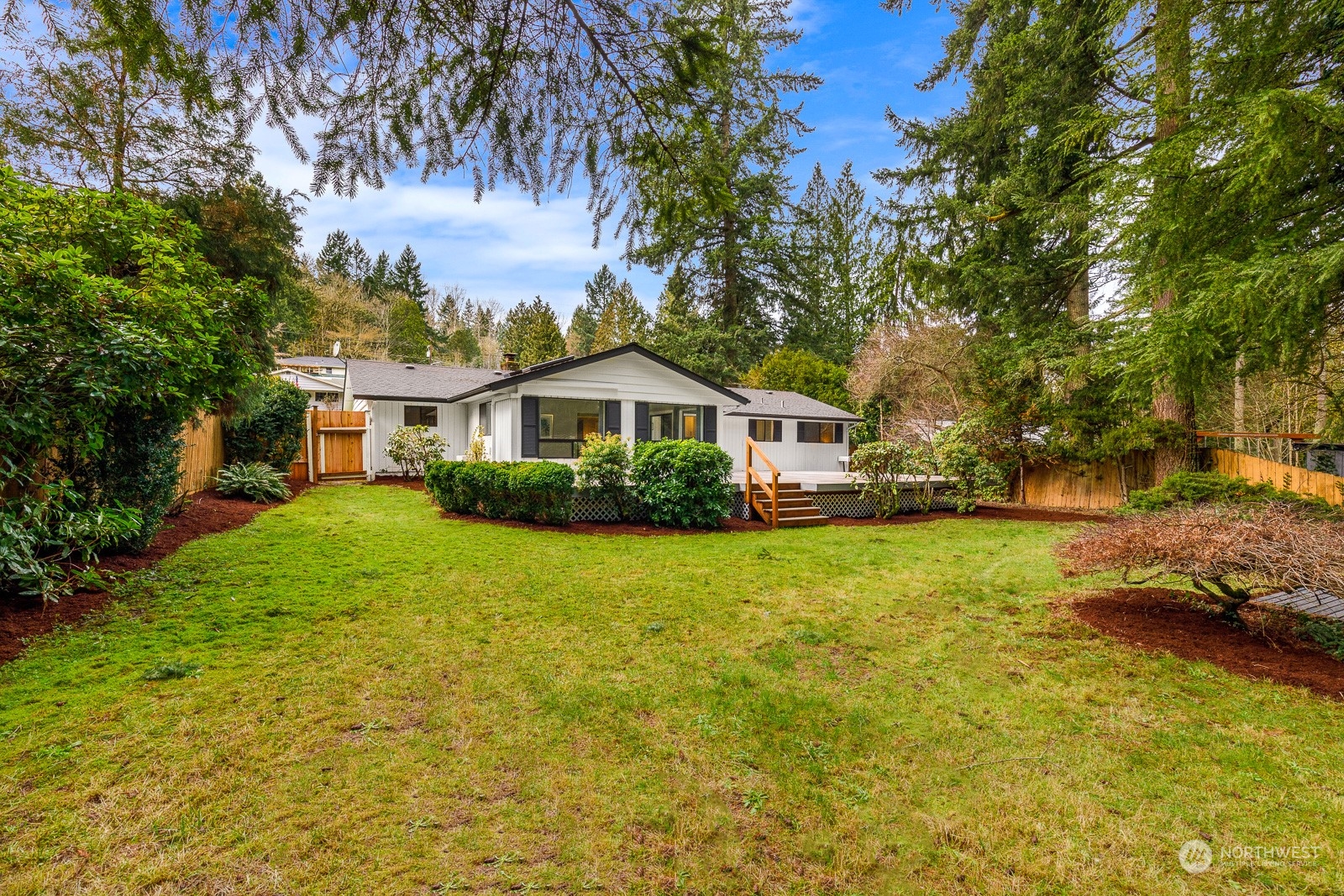 13640 197th Avenue Southeast Renton, WA 98059 - Photo 3 of 34 Gallery Image 3