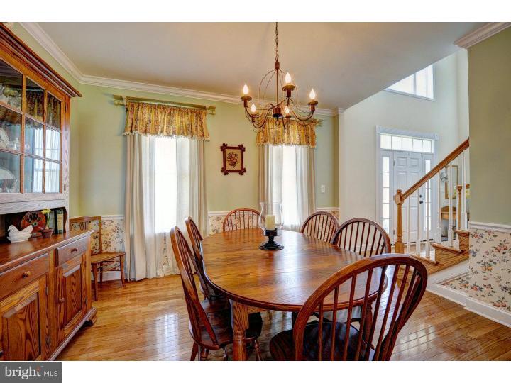 15 Victoria Court Cream Ridge, NJ 08514 - Photo 11 of 25 Dining Room
