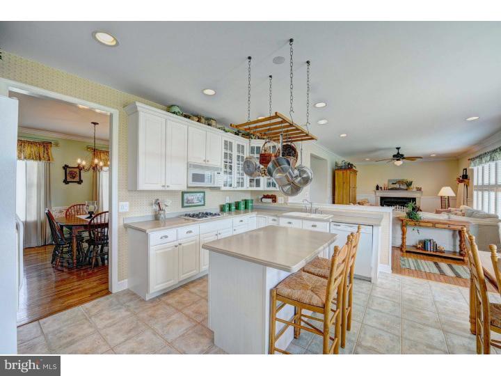 15 Victoria Court Cream Ridge, NJ 08514 - Photo 5 of 25 Kitchen