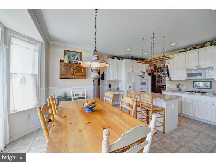 15 Victoria Court Cream Ridge, NJ 08514 - Photo 6 of 25 Kitchen