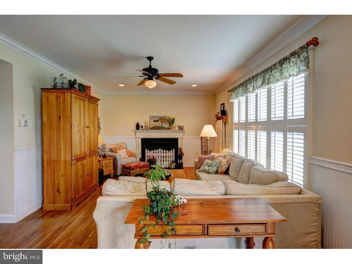 15 Victoria Court Cream Ridge, NJ 08514 - Photo 10 of 25 Family Room
