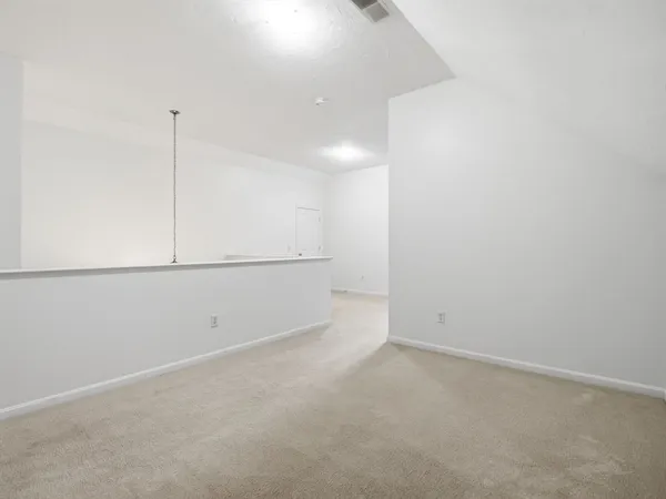 $699,000 | 7 Tideswell Lane, Unit 7, Worcester, MA 01609