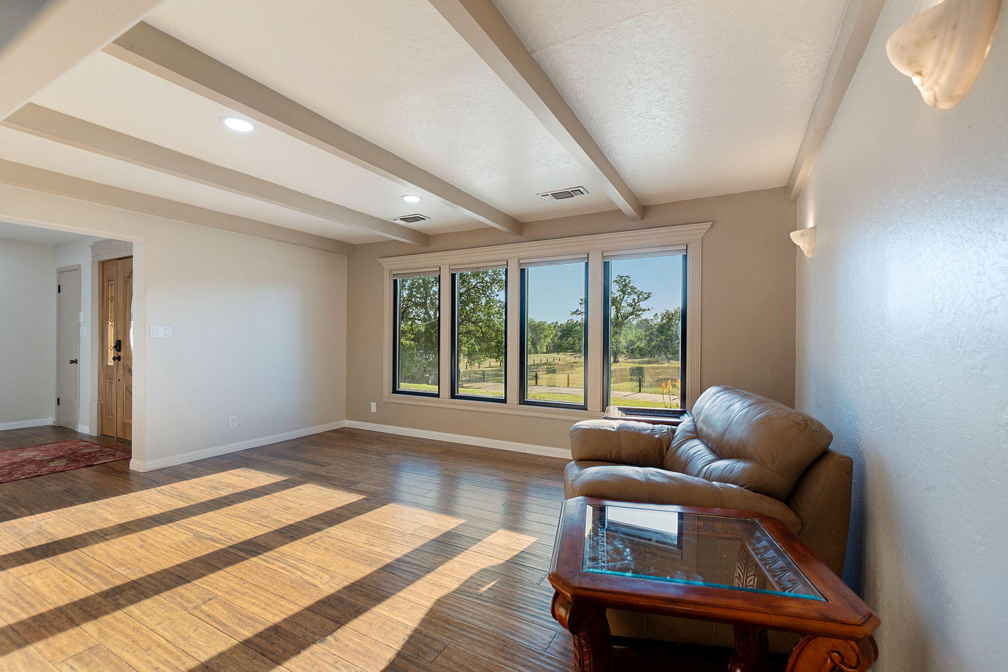 20831 Clough Creek Road Redding, CA 96002 - Photo 28 of 107 Front Living Area