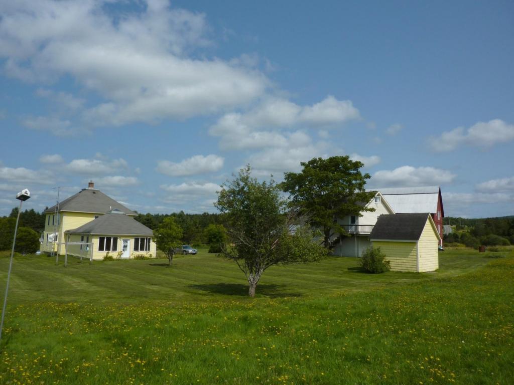42 O'Brien Lane Norton, VT 05907 - Photo 15 of 18 Gallery Image 15