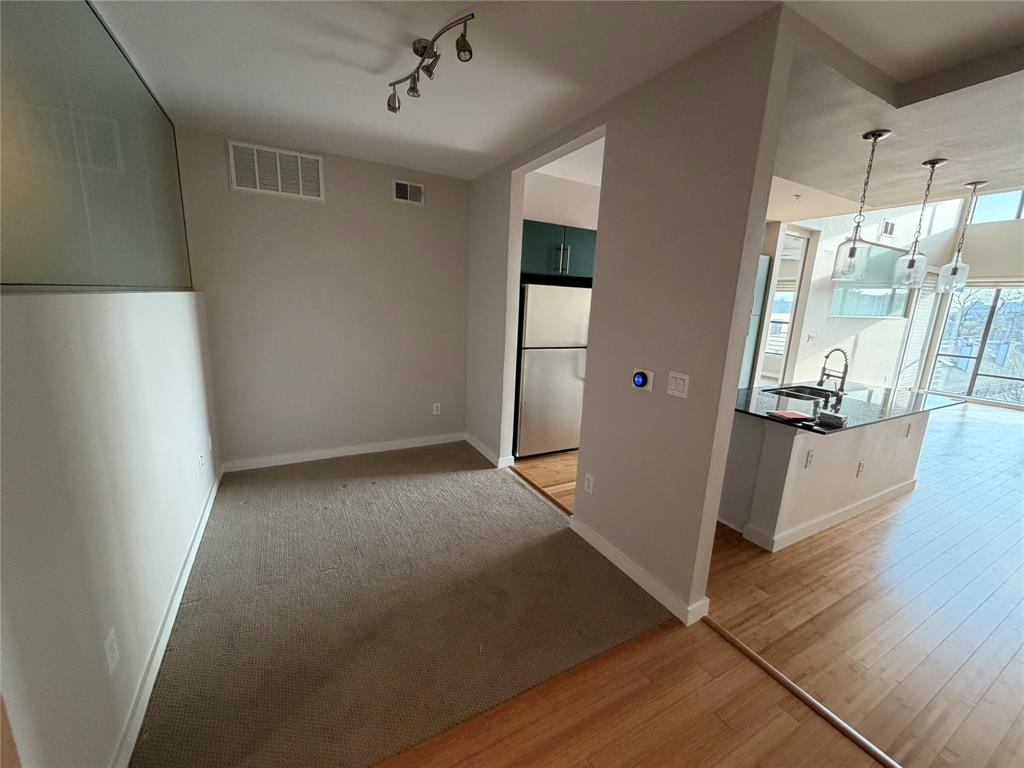 4040 North Hall Street, Unit 309 Dallas, TX 75219 - Photo 15 of 18