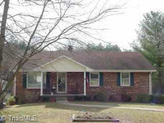 7450 Pine Trail Road Pfafftown, NC 27040 - Photo 1 of 1 Exterior Front.
