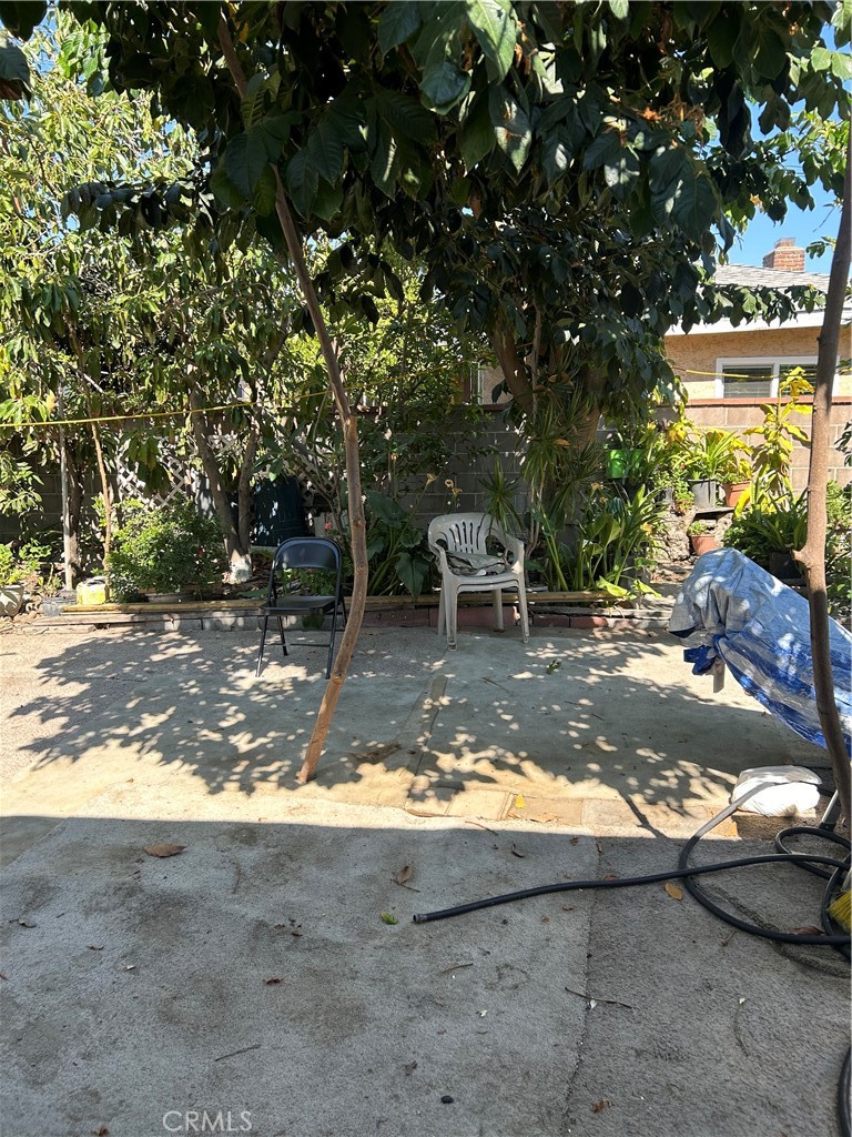 6720 Sherman Way Bell, CA 90201 - Photo 13 of 15 a view of yard