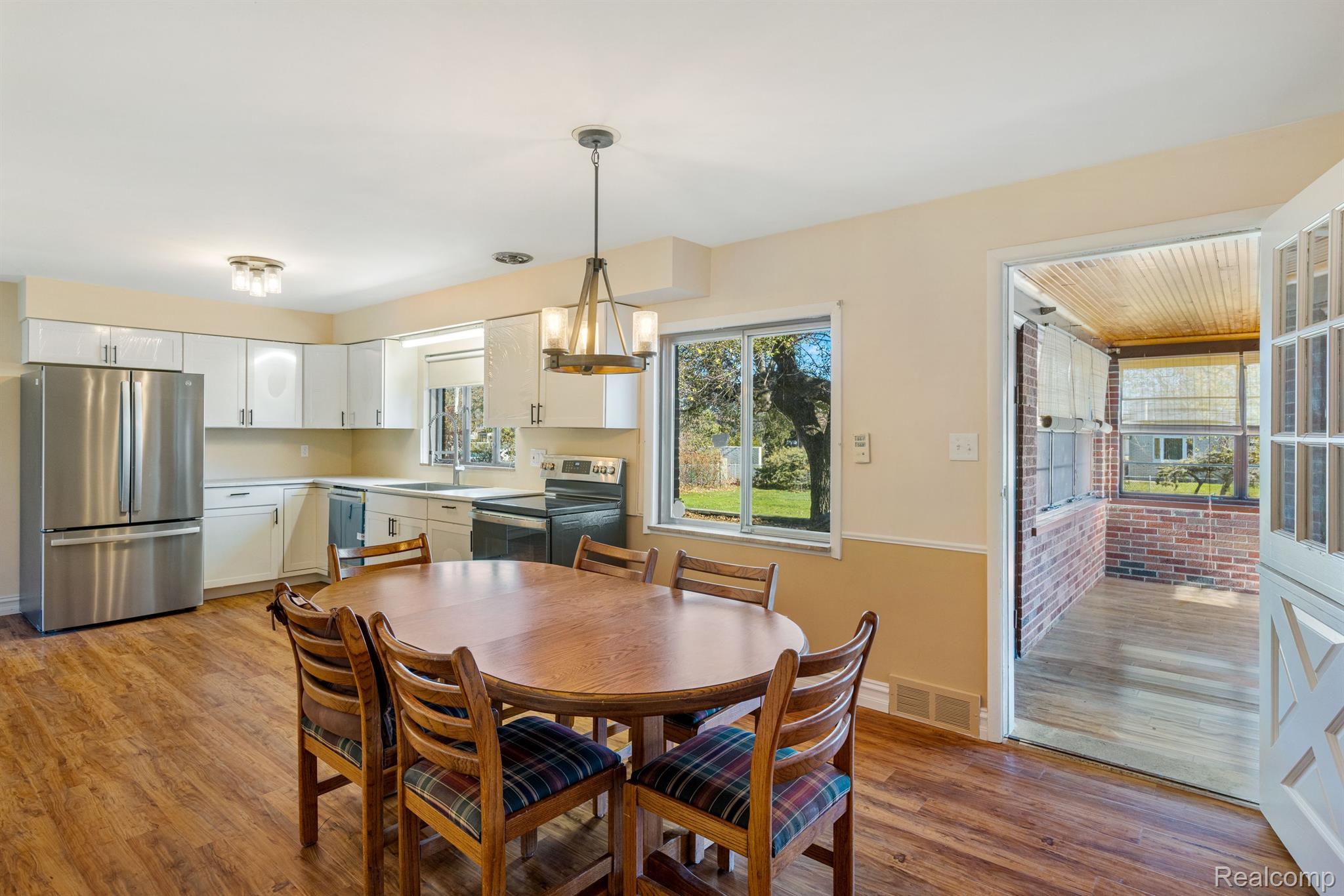 30100 Hoover Road Warren, MI 48093 - Photo 7 of 31 Gallery Image 7