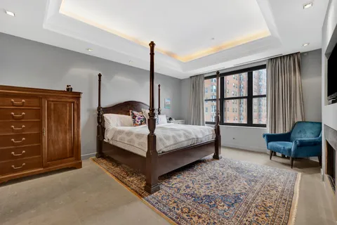 $2,375,000 | 55 West Delaware Place, Unit 1120, Chicago, IL 60610