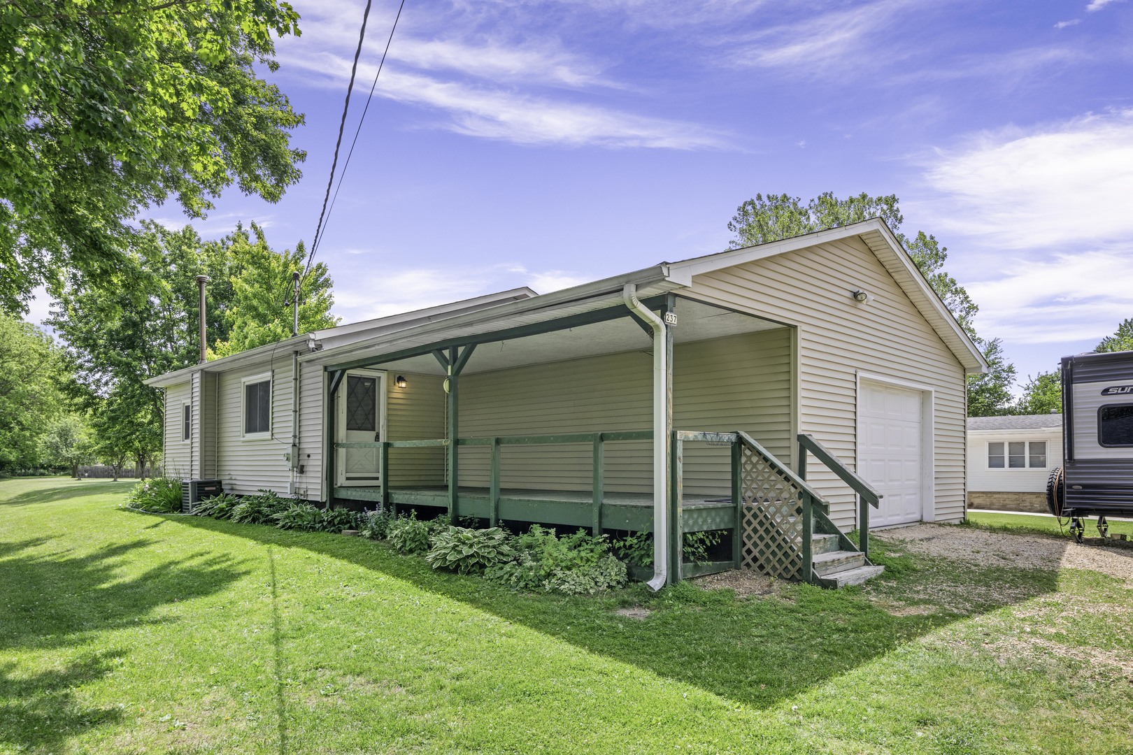 237 Chapman Street Paw Paw, IL 61353 - Photo 1 of 26