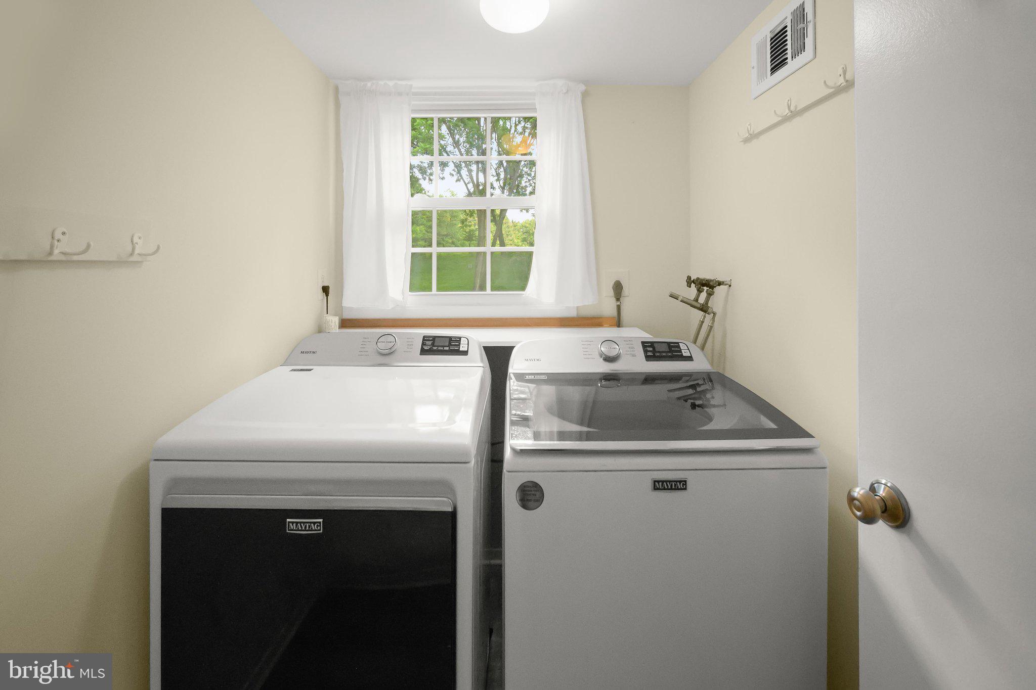 5174 Downwest Ride Columbia, MD 21044 - Photo 40 of 51 Laundry room