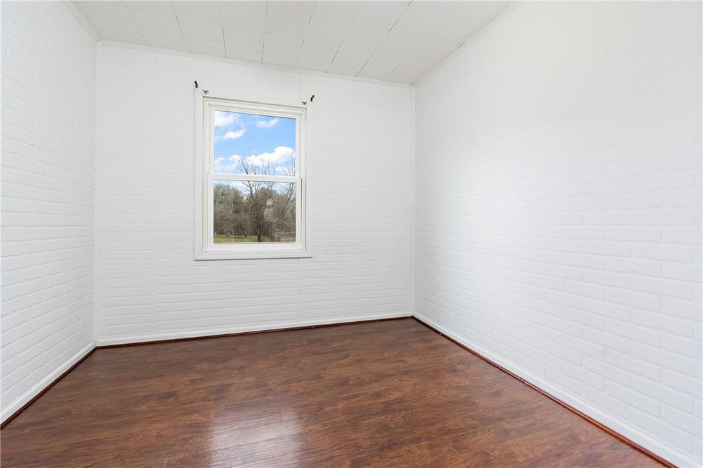 449 Glade Mills Road Valencia, PA 16059 - Photo 15 of 25 Gallery Image 15