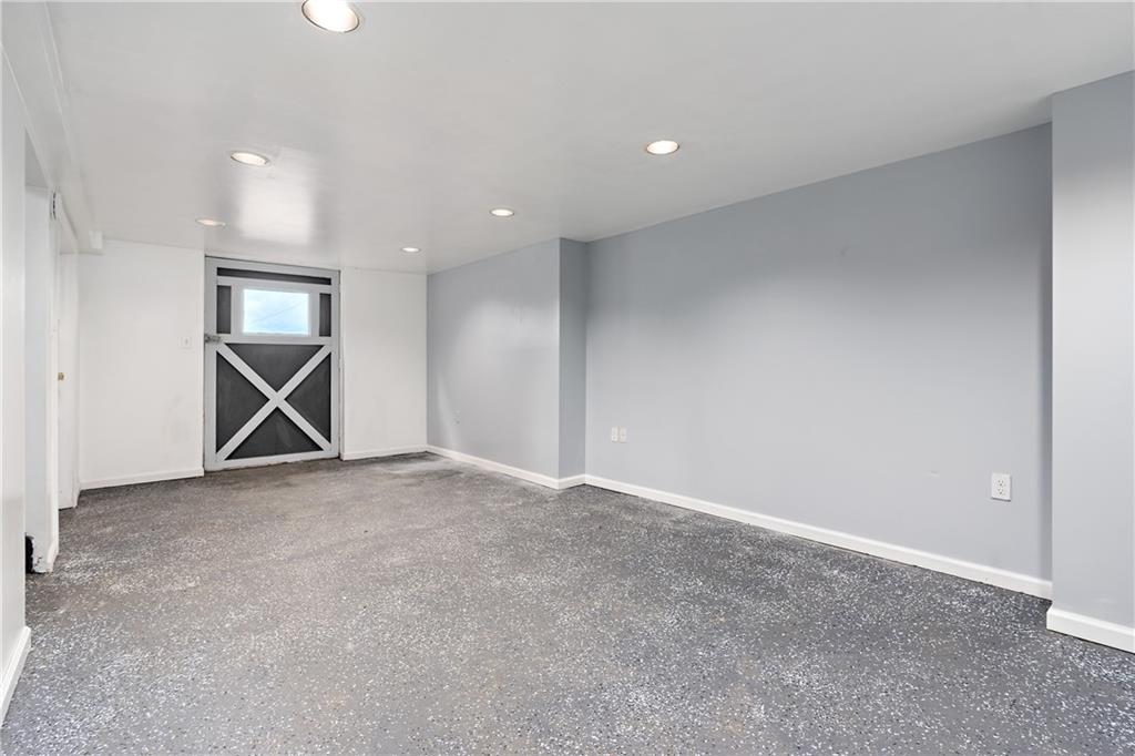 449 Glade Mills Road Valencia, PA 16059 - Photo 16 of 25 Gallery Image 16