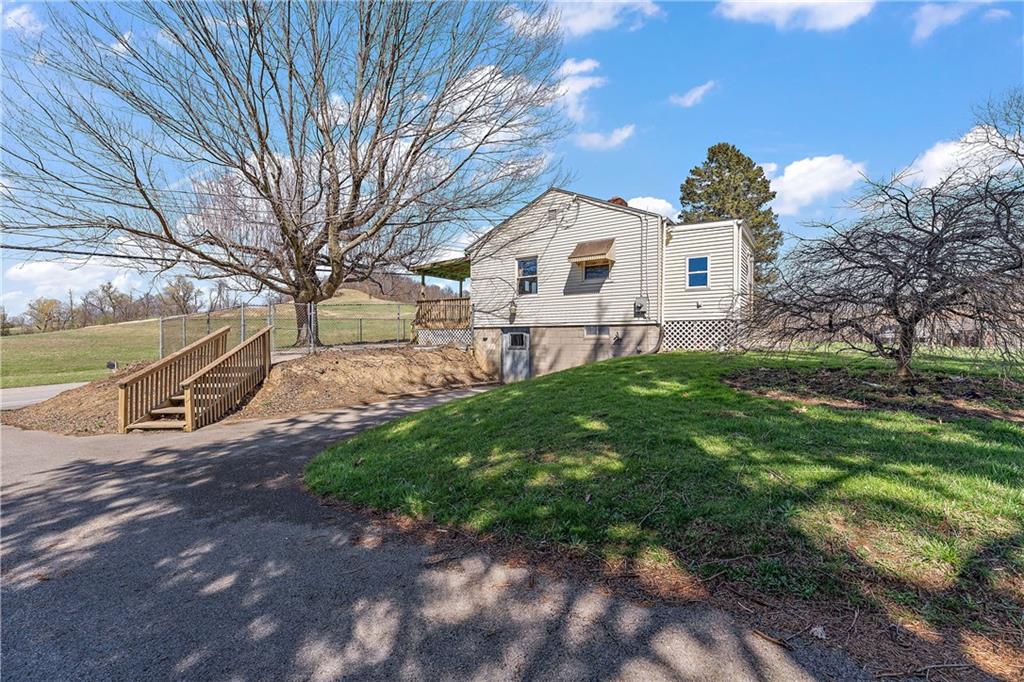 449 Glade Mills Road Valencia, PA 16059 - Photo 22 of 25 Gallery Image 22