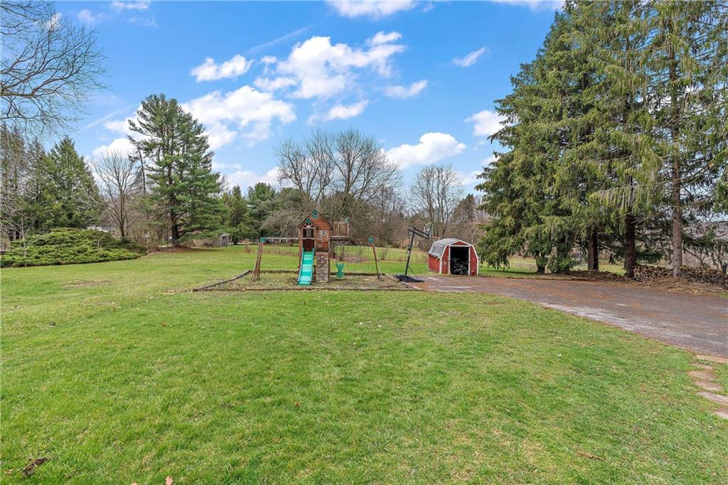 449 Glade Mills Road Valencia, PA 16059 - Photo 24 of 25 Gallery Image 24