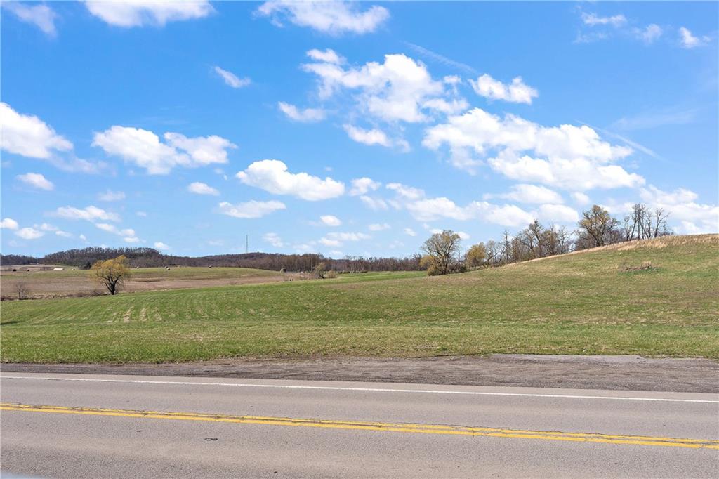 449 Glade Mills Road Valencia, PA 16059 - Photo 4 of 25 Gallery Image 4