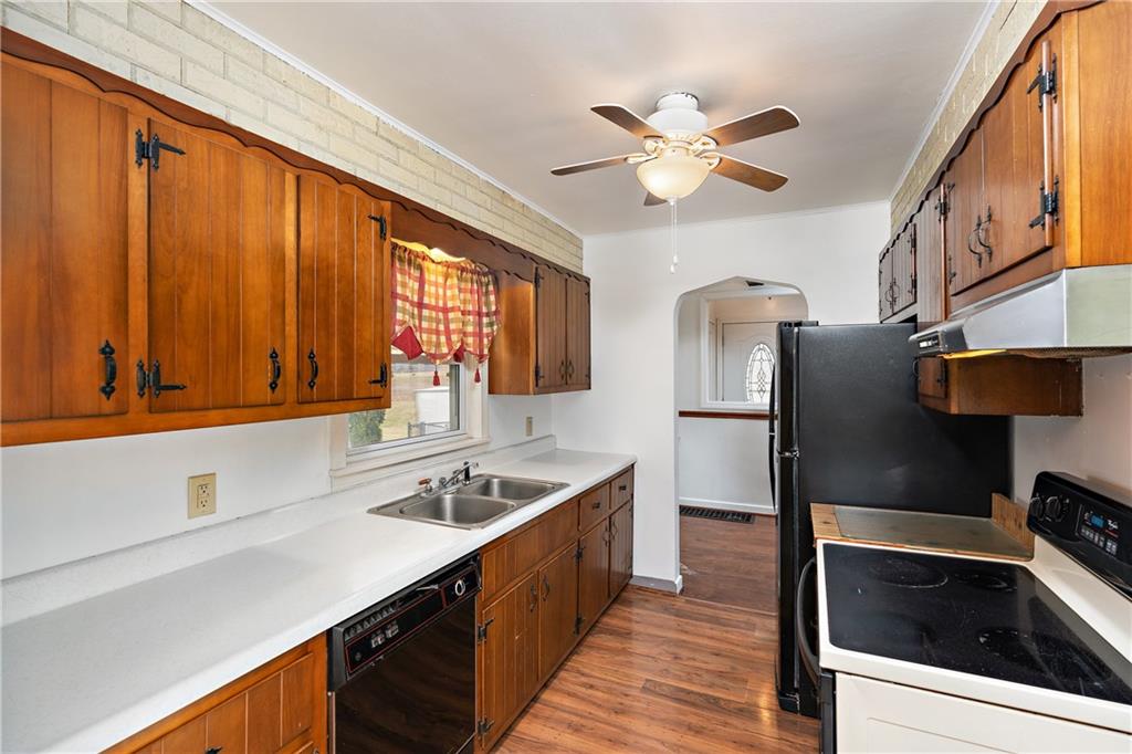 449 Glade Mills Road Valencia, PA 16059 - Photo 5 of 25 Gallery Image 5