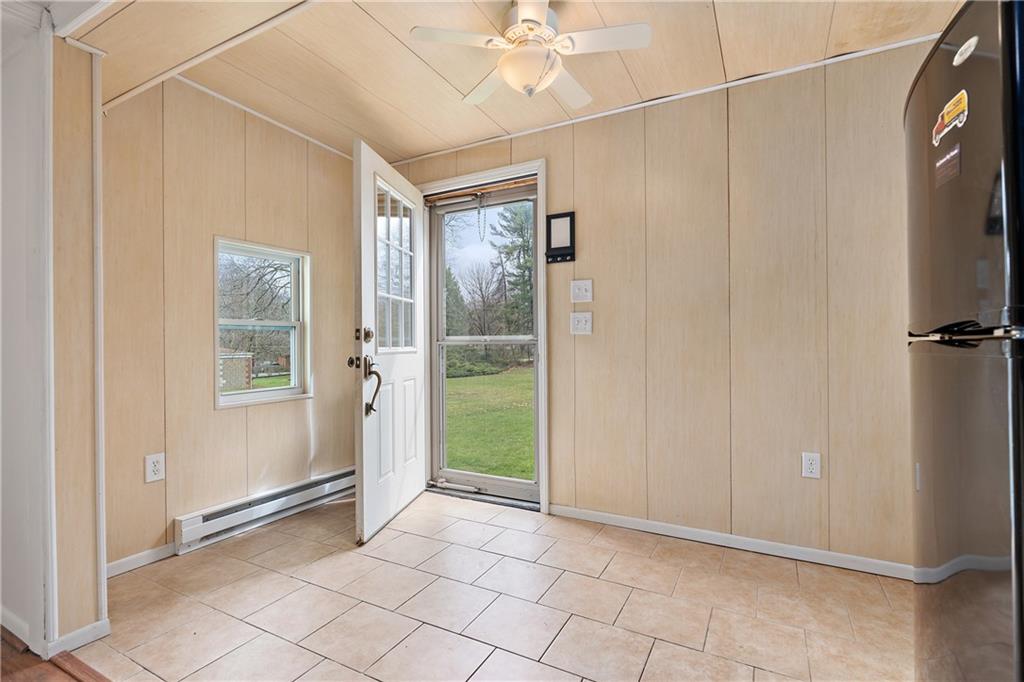 449 Glade Mills Road Valencia, PA 16059 - Photo 7 of 25 Gallery Image 7