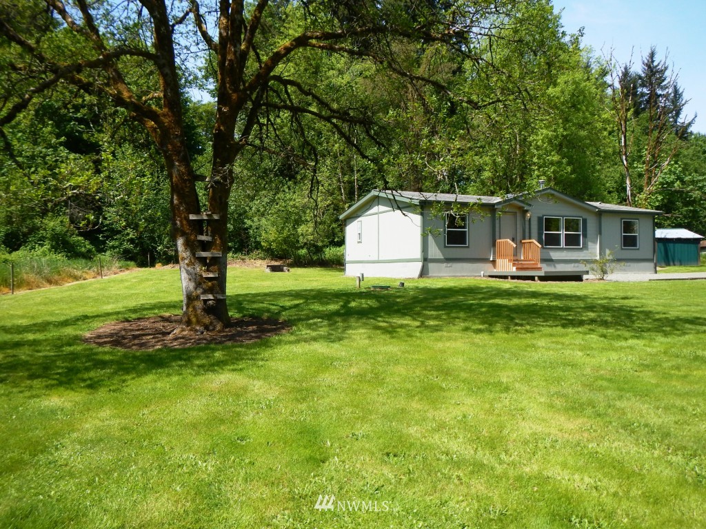 18801 Hilt Street Southwest Rochester, WA 98579 - Photo 2 of 23