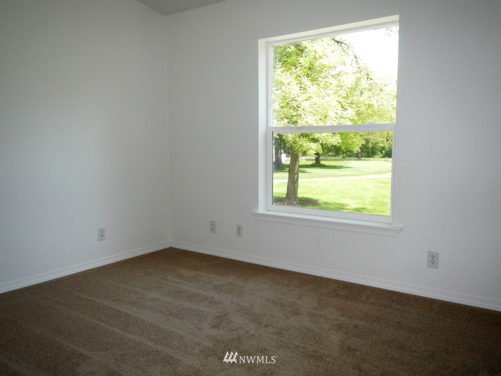 18801 Hilt Street Southwest Rochester, WA 98579 - Photo 17 of 23