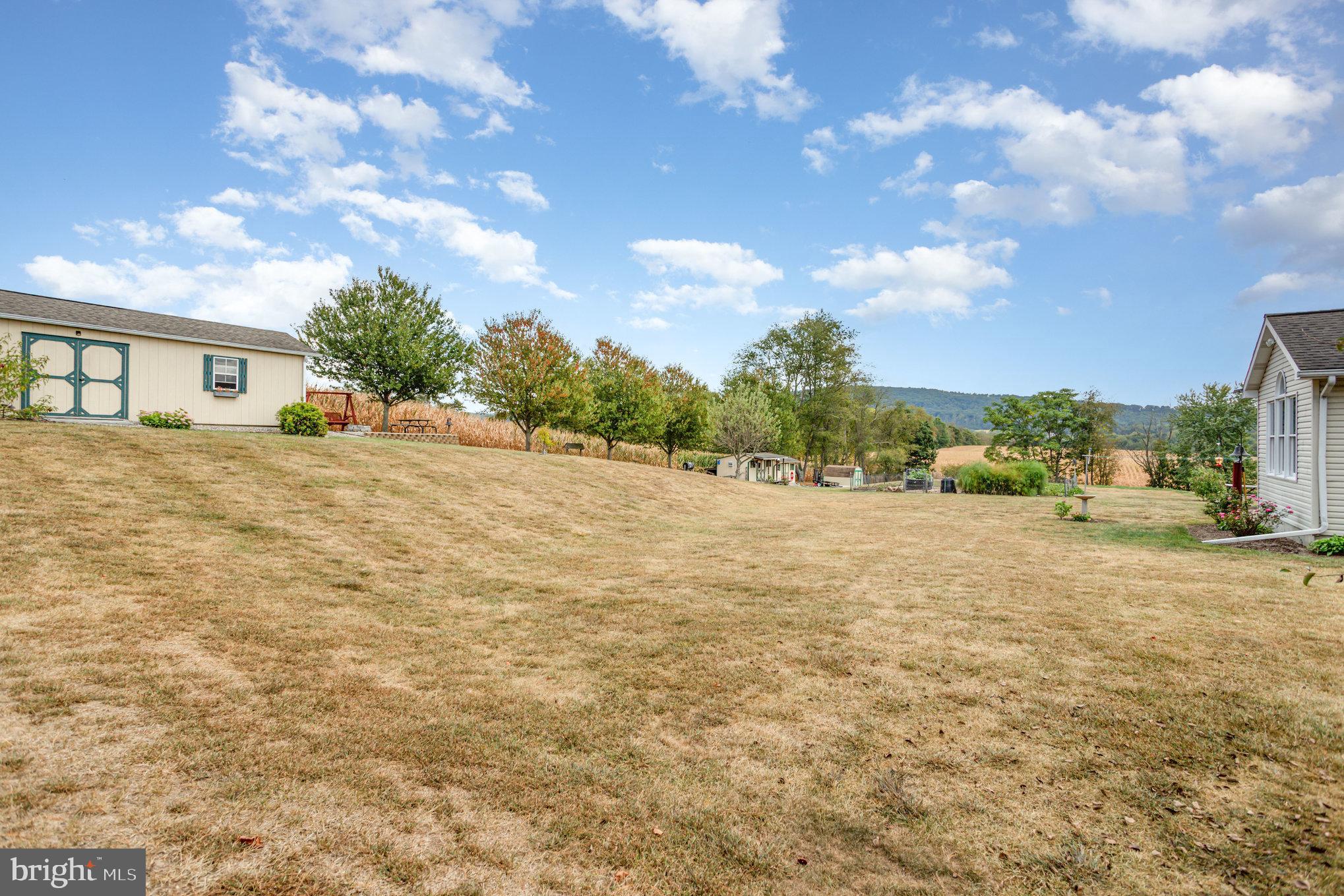 29 Robin Circle Halifax, PA 17032 - Photo 27 of 35