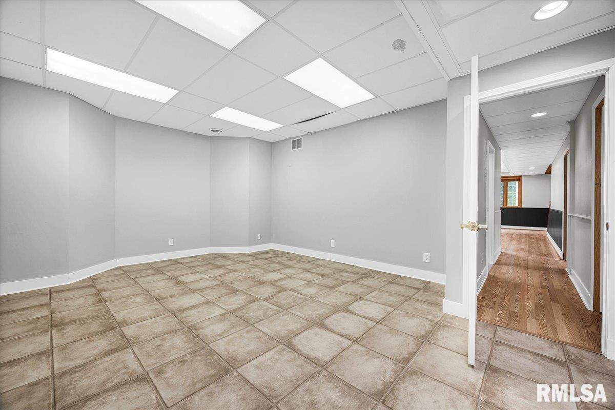 1729 Oak Ridge Washington, IL 61571 - Photo 34 of 62 Gallery Image 34