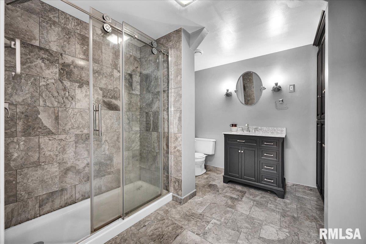 1729 Oak Ridge Washington, IL 61571 - Photo 36 of 62 Gallery Image 36