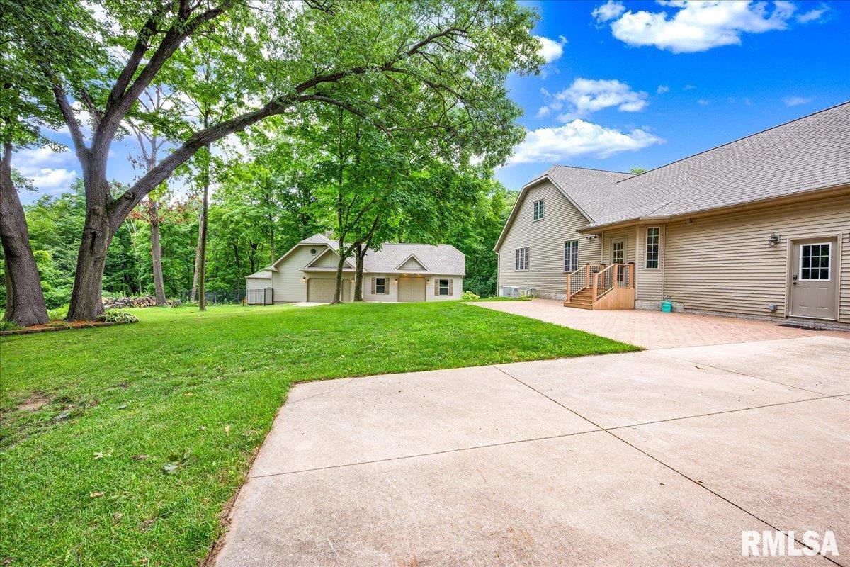 1729 Oak Ridge Washington, IL 61571 - Photo 38 of 62 Gallery Image 38