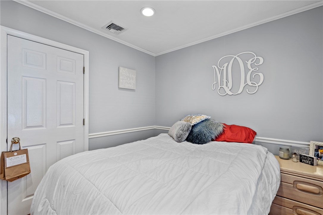 342 Lake Drive Glocester, RI 02814 - Photo 12 of 30