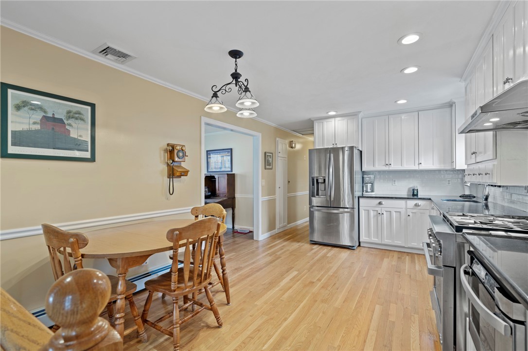 342 Lake Drive Glocester, RI 02814 - Photo 6 of 30
