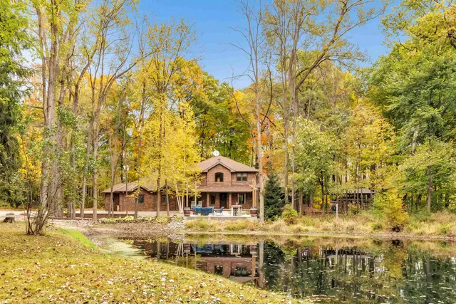 $830,000 | W2872 Cindy Court, Seymour, WI 54165