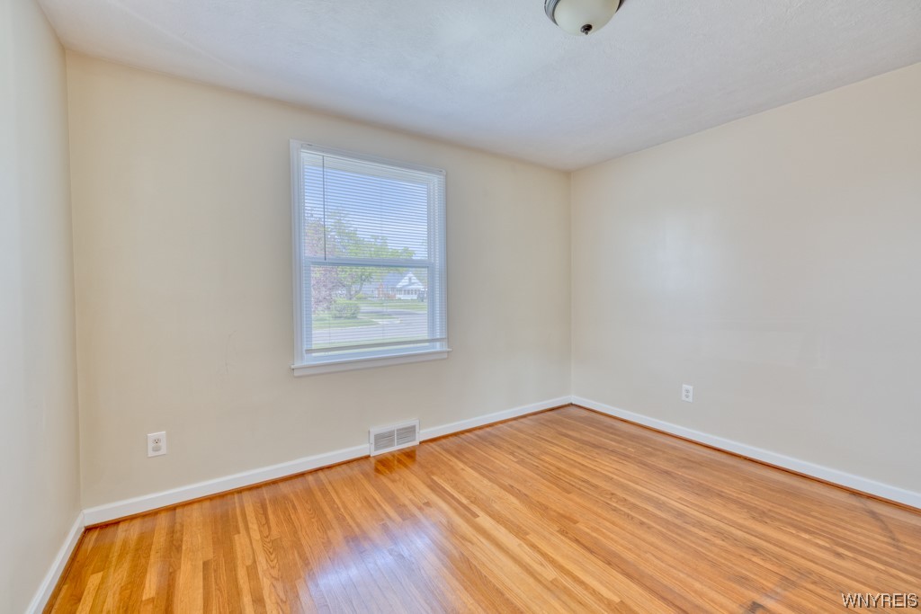 55 Darwin Drive Lancaster, NY 14043 - Photo 20 of 32