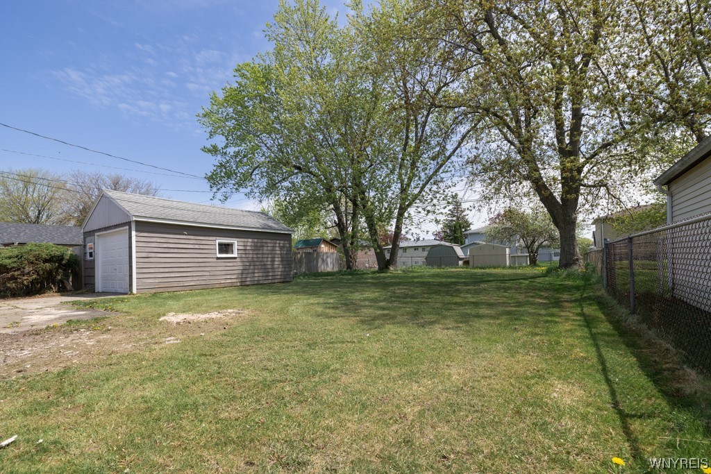 55 Darwin Drive Lancaster, NY 14043 - Photo 29 of 32