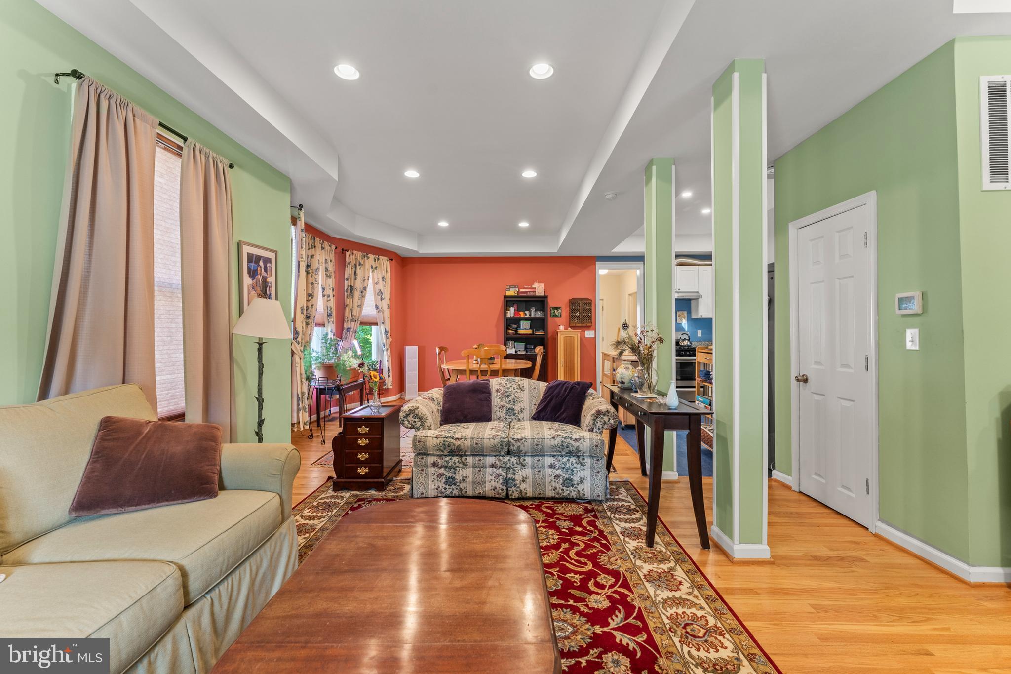 5012 Catalpha Road Baltimore, MD 21214 - Photo 4 of 44 a living room with furniture and a rug