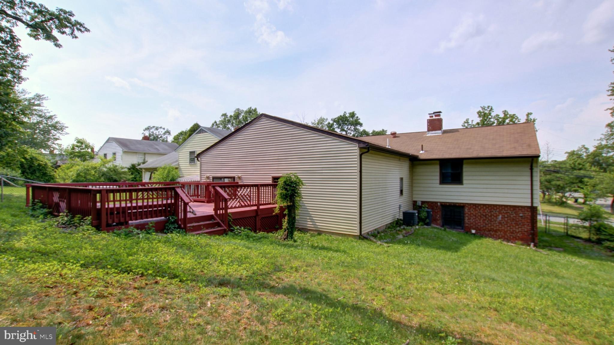 8207 Legation Road New Carrollton, MD 20784 - Photo 21 of 23 Exterior rear