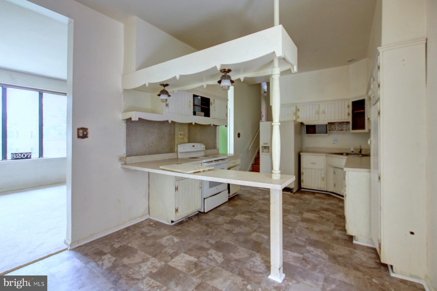 8207 Legation Road New Carrollton, MD 20784 - Photo 5 of 23 Kitchen