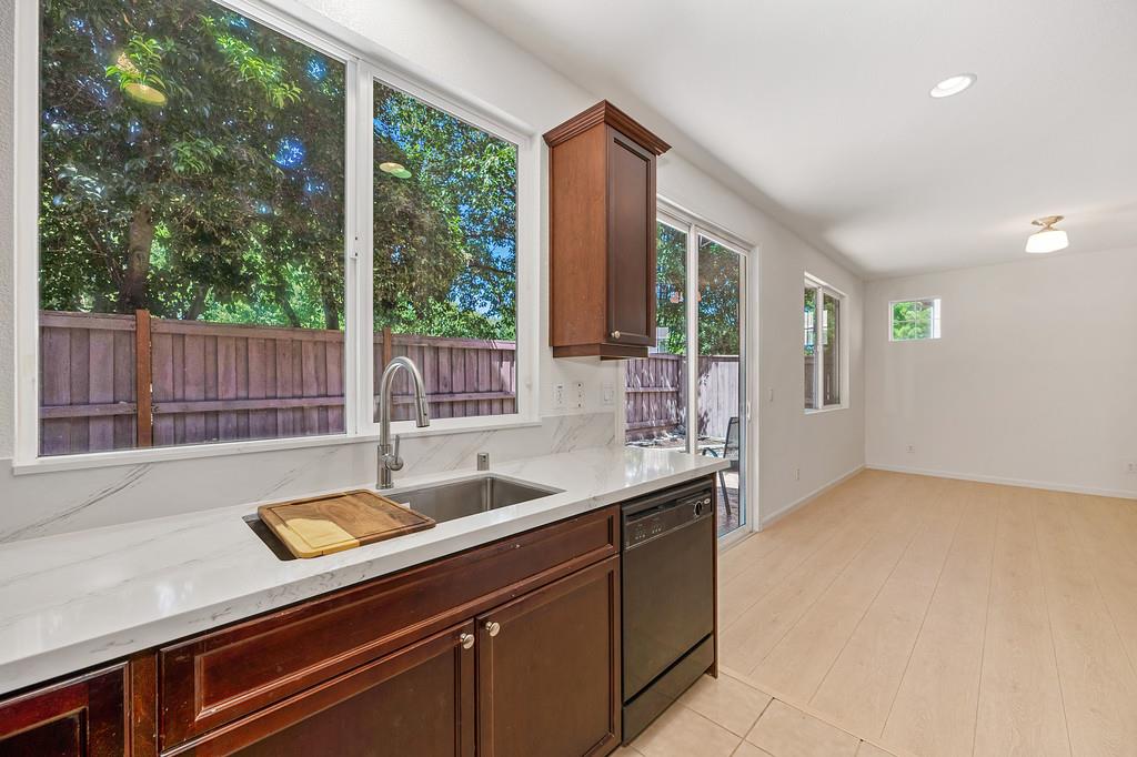 1016 Impressionist Loop Roseville, CA 95747 - Photo 12 of 29