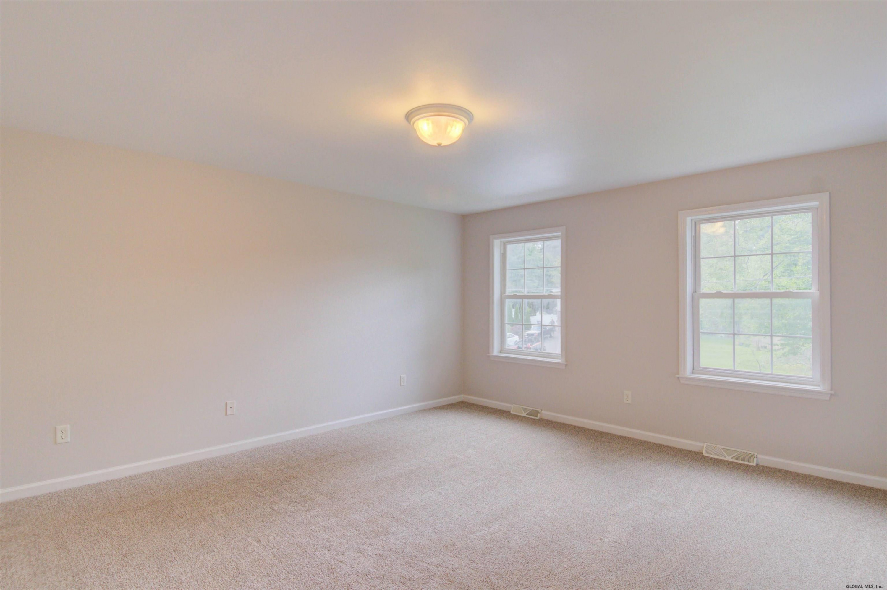 3094 Lone Pine Road Schenectady, NY 12303 - Photo 15 of 24 Photo 15