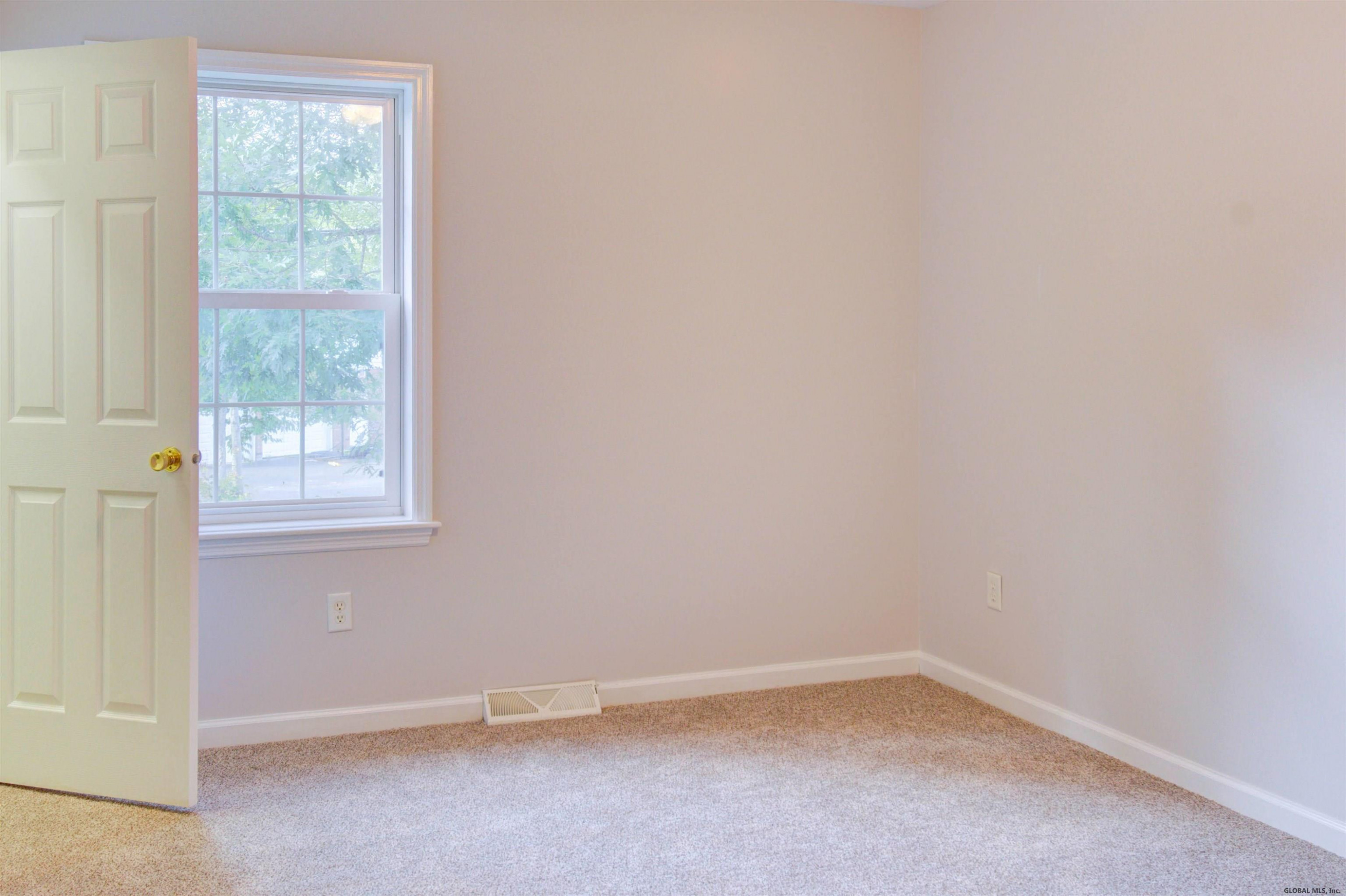 3094 Lone Pine Road Schenectady, NY 12303 - Photo 19 of 24 Photo 19