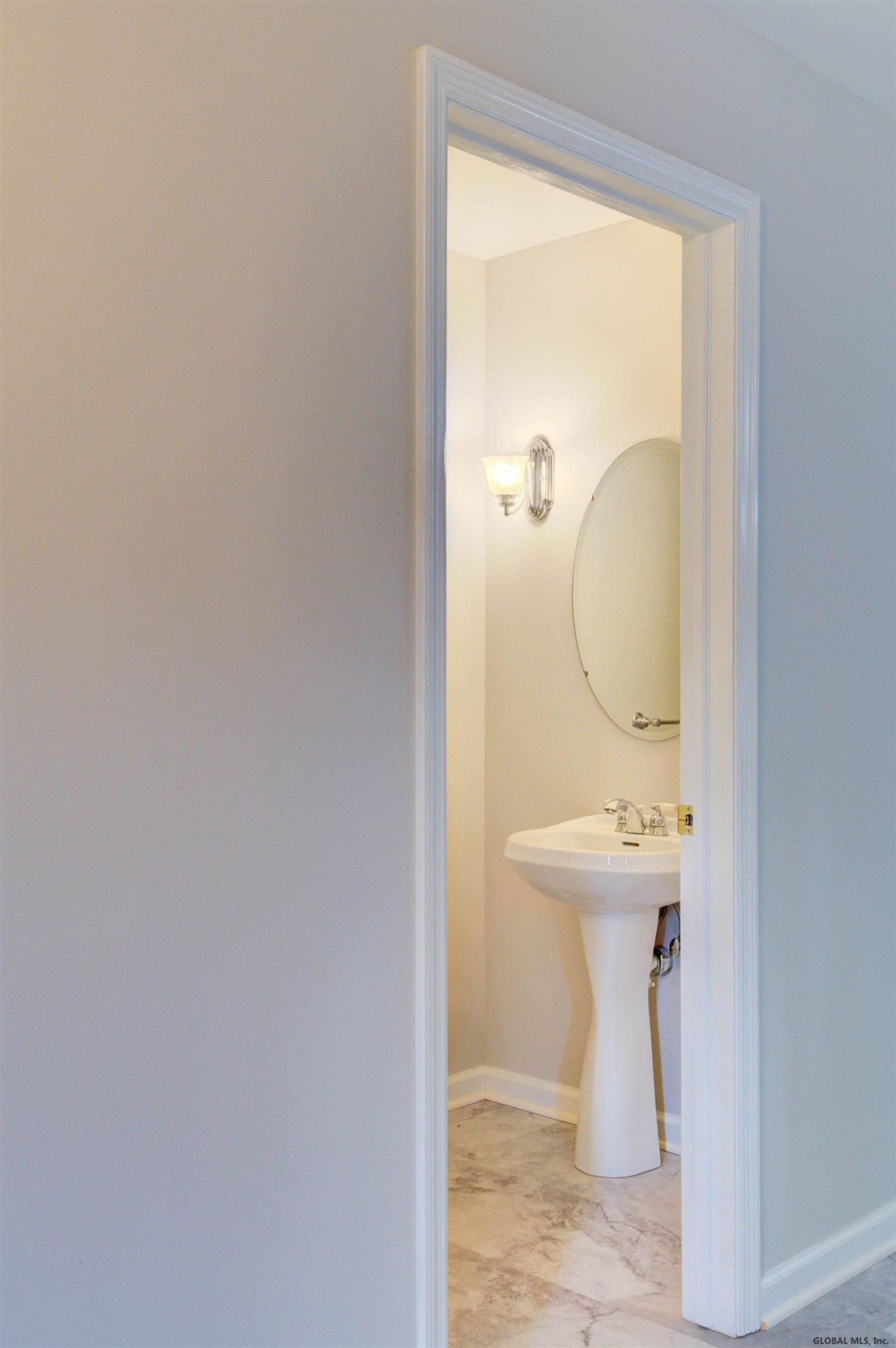 3094 Lone Pine Road Schenectady, NY 12303 - Photo 4 of 24 Photo 4