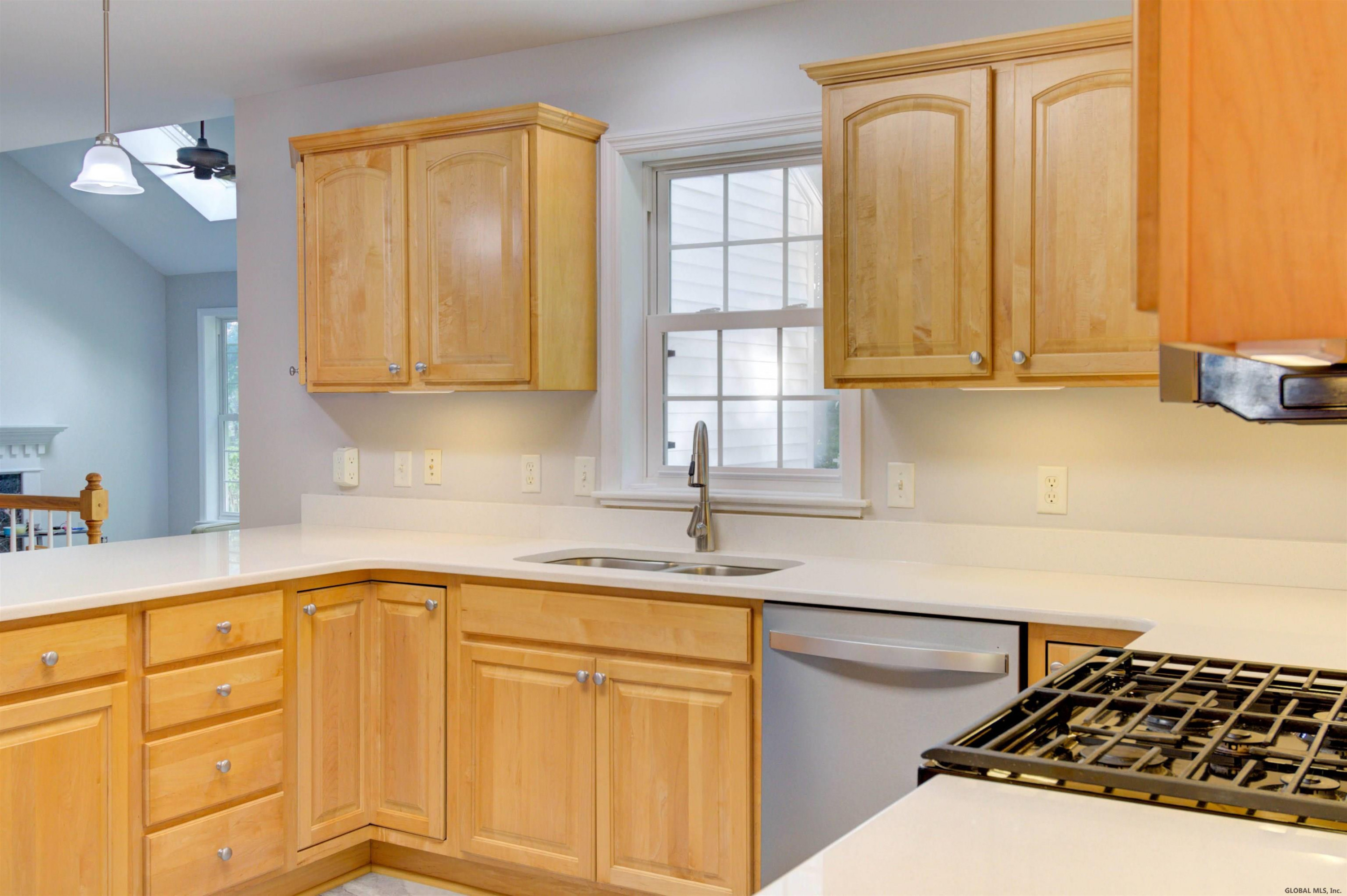 3094 Lone Pine Road Schenectady, NY 12303 - Photo 7 of 24 Photo 7