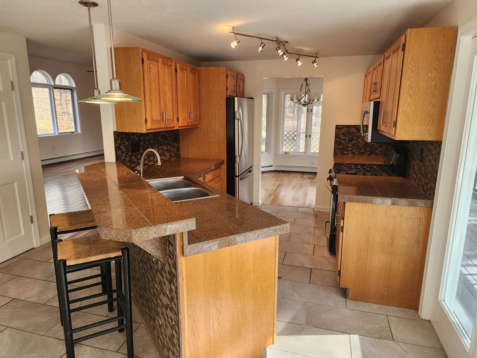86 Bolton Hill Road Conway, NH 03813 - Photo 5 of 40 Gallery Image 5